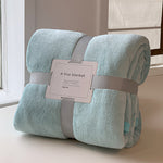 Plush Fleece Blanket Ultra-Soft & Warm Machine Washable
