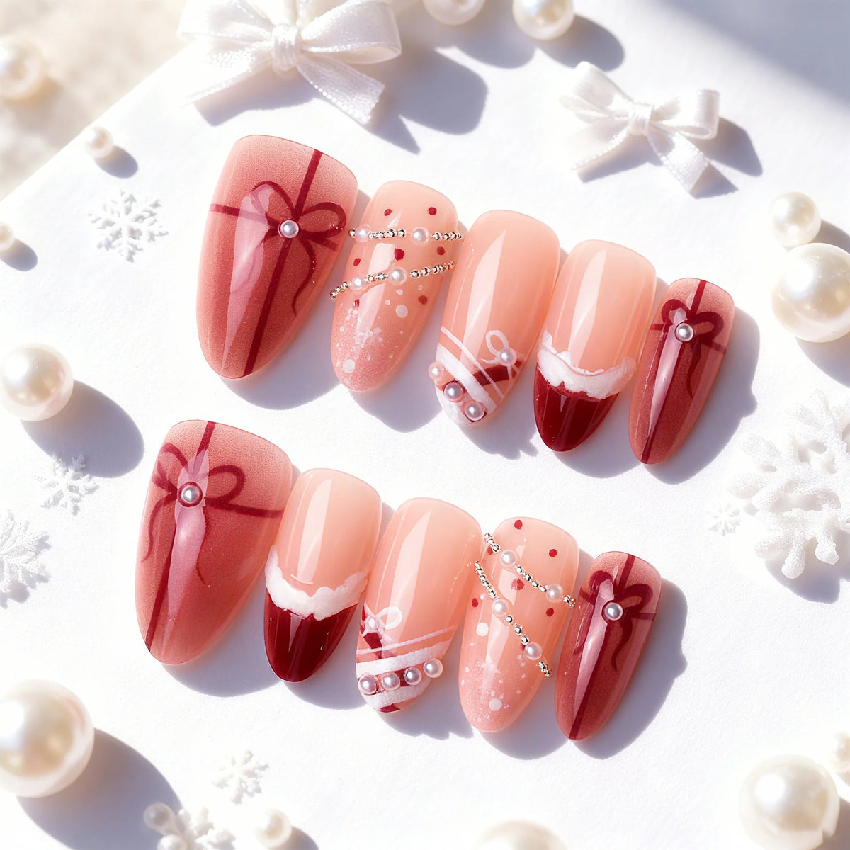 Press-On Nail Set Gift-Themed Designs & Easy Application