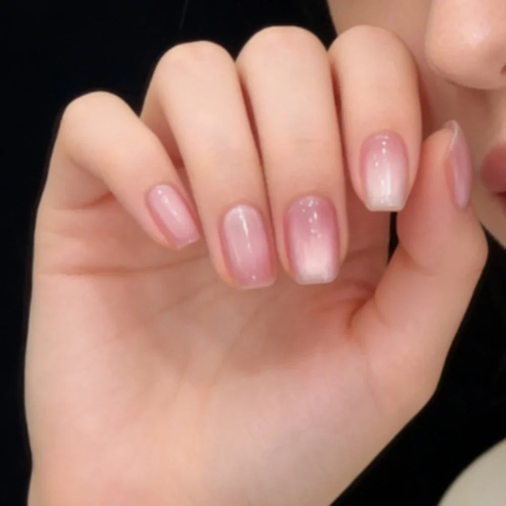 Press-On Nail Set Holiday Designs No-Glue & Lightweight