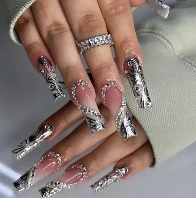 Press-On Nail Set Holiday Designs No-Glue & Lightweight