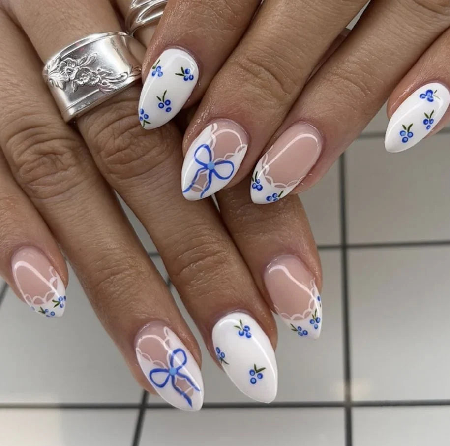 Press-On Nails Festive Designs Buffing Strips & Gel Polish