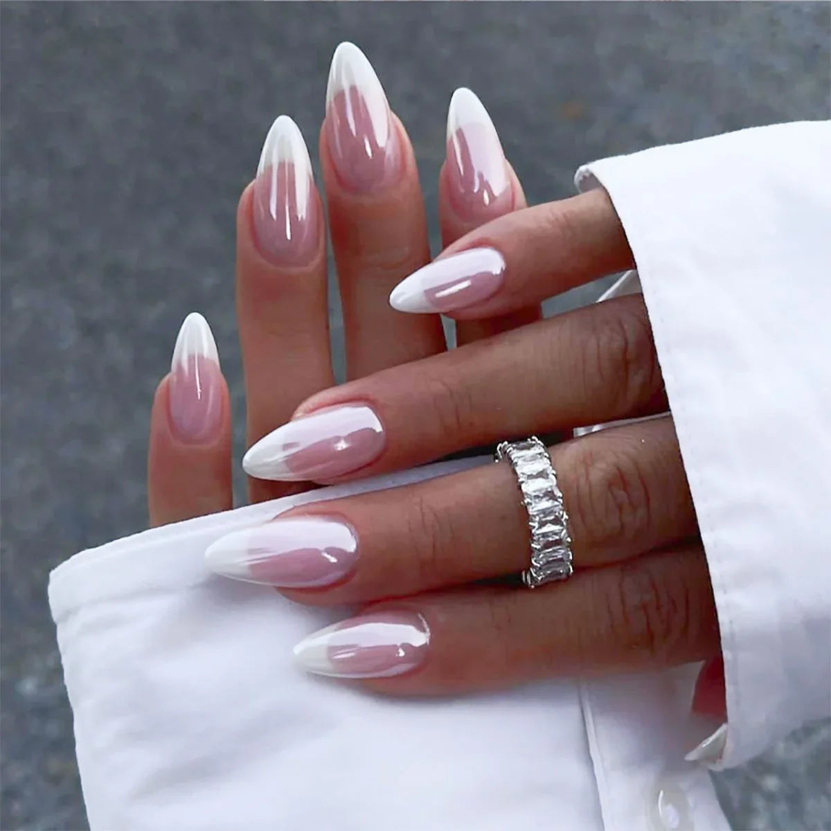 Press-On Nails Festive Holiday Designs Chip Resistant