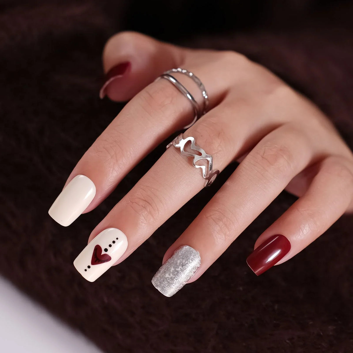 Press-On Nails Festive Holiday Strong Adhesive & Long-Lasting Wear