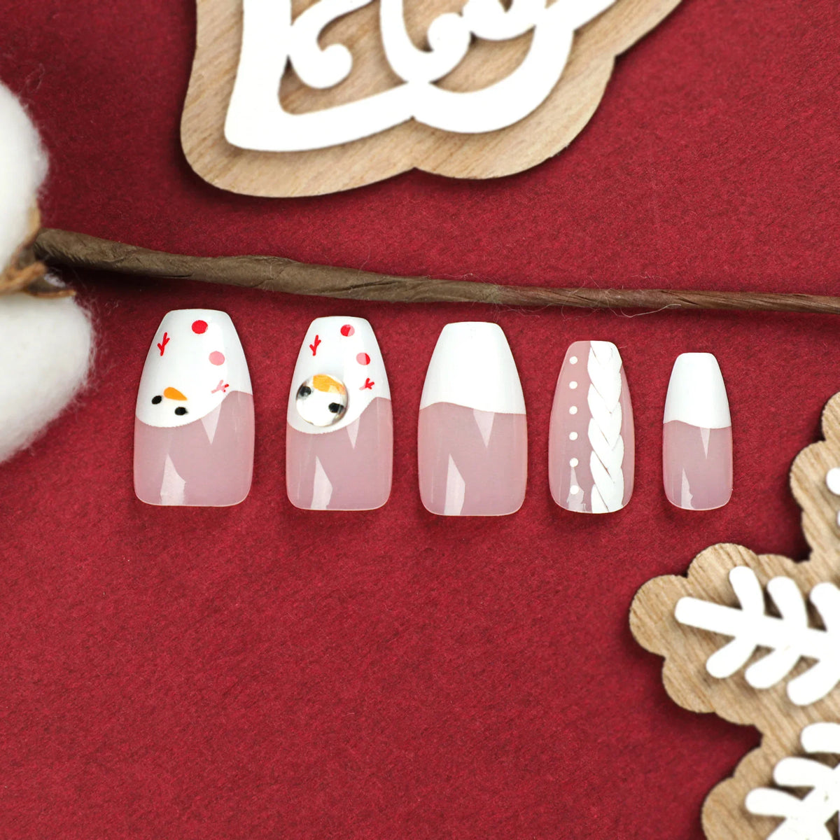 Press-On Nails Festive Snowman Design Self-Adhesive & Seamless Fit
