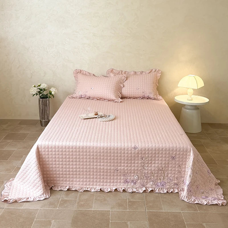 Quilt Set 100% Cotton Hand-Embroidered Lace Three Piece