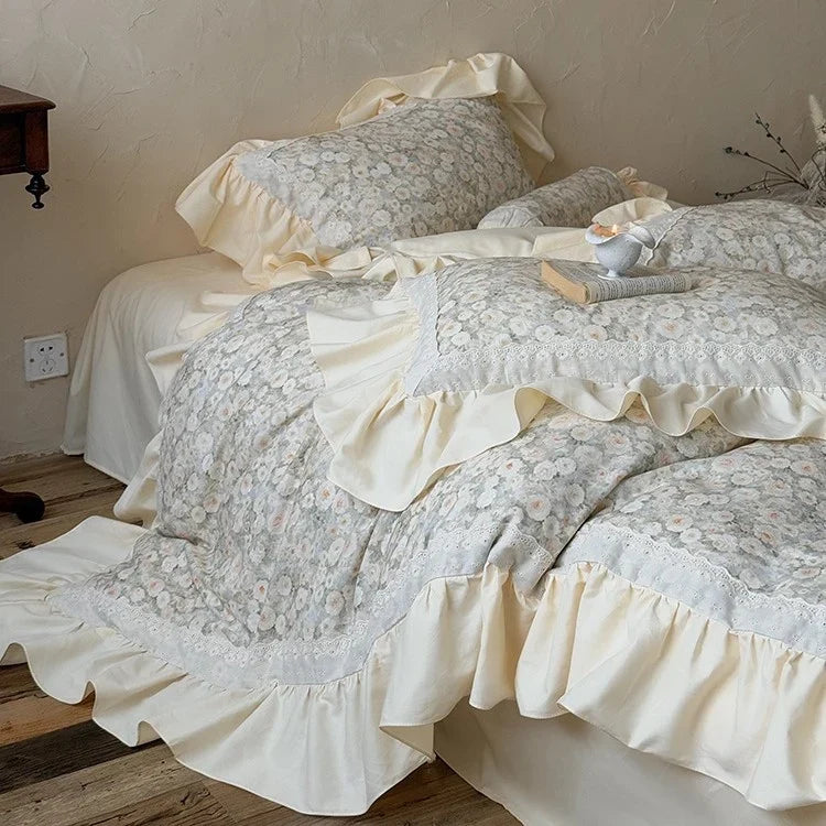 Quilted Bedding Set Breathable Cotton-Blend Floral Jacquard 4 Piece
