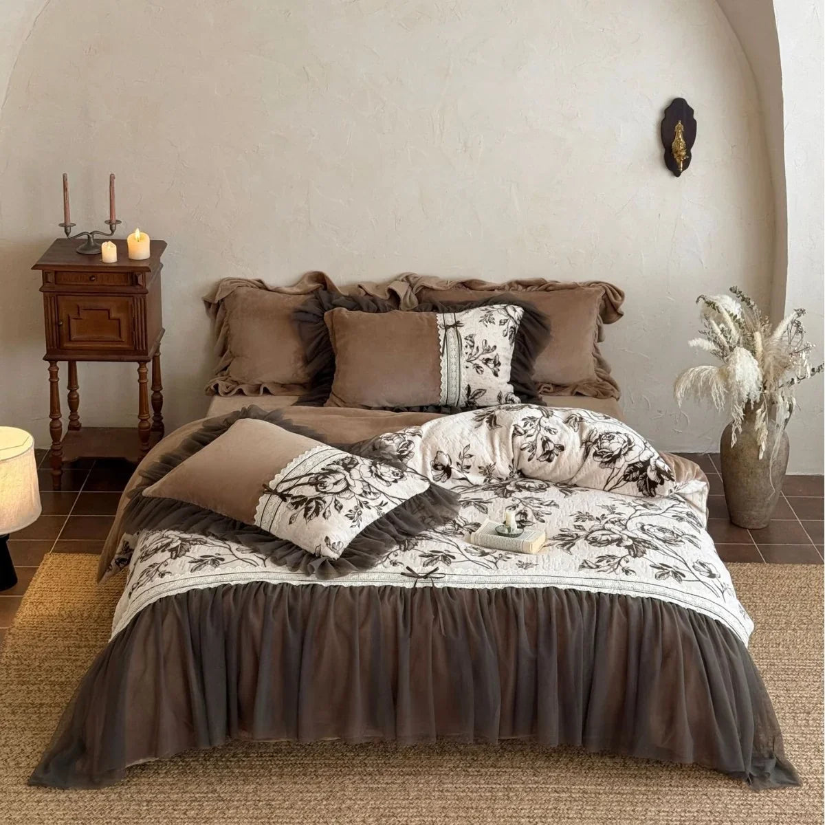 Quilted Bedding Set Cotton Blend Floral Print & Tulle Ruffle
