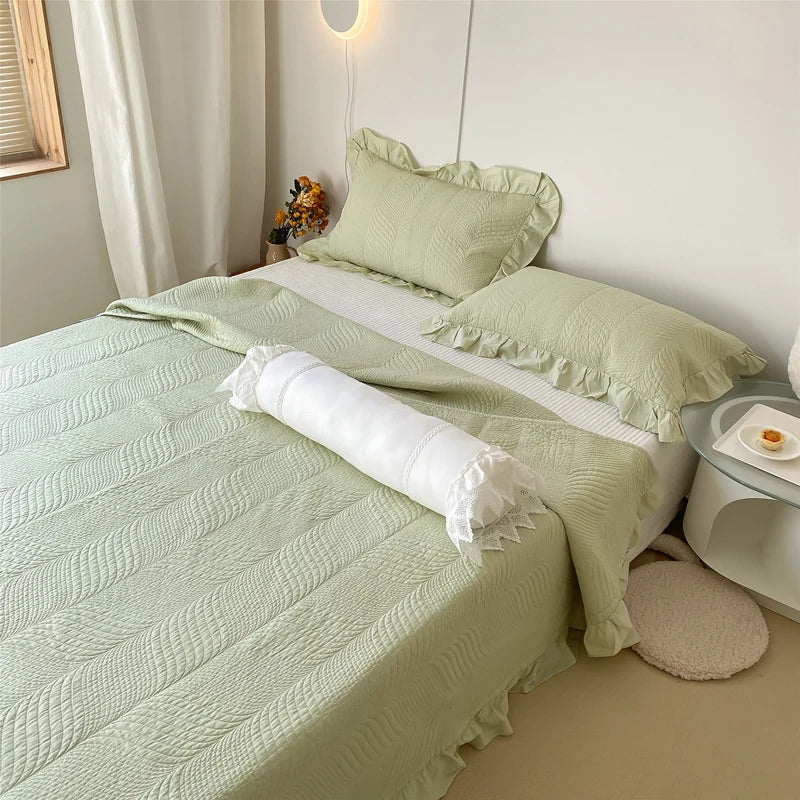 Quilted Bedspread Set Leaf Quilting Ruffle Edge Machine Washable