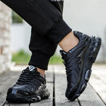 Safety Sneakers Reinforced Toe Puncture-Resistant Sole Slip-Resistant Tread