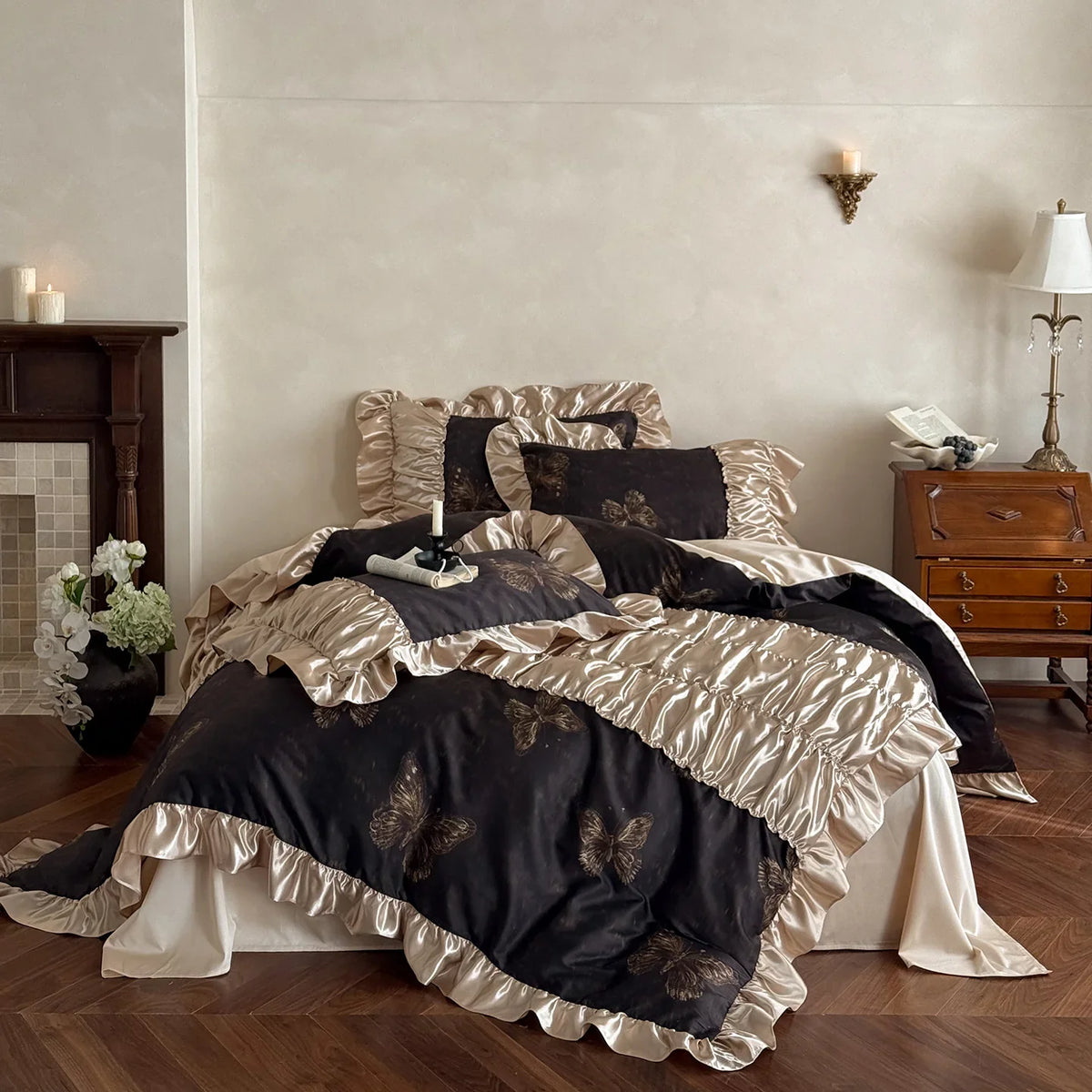 Satin Bedding Set Butterfly Print Ruffle Trim Four-Piece