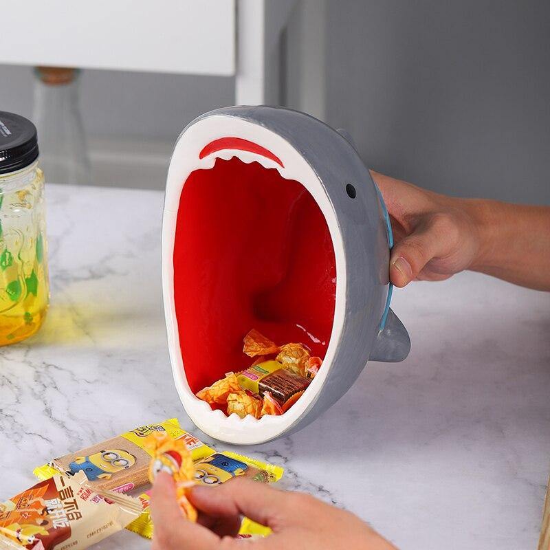 Serving Bowl Shark Jaw Design Ceramic 20 Oz