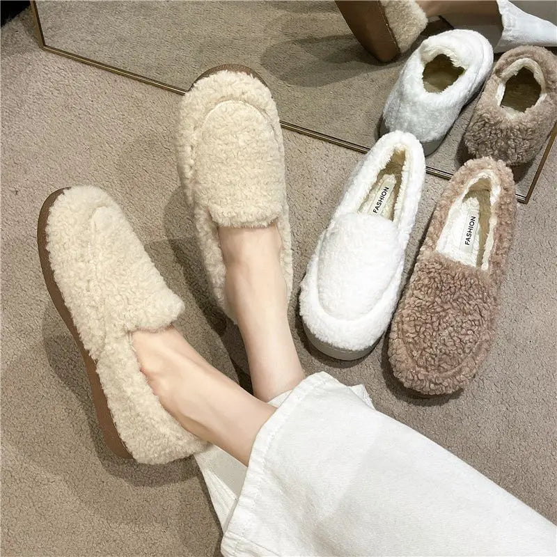 Slip-On Shoes Lamb Wool Lined Warm Winter Comfort