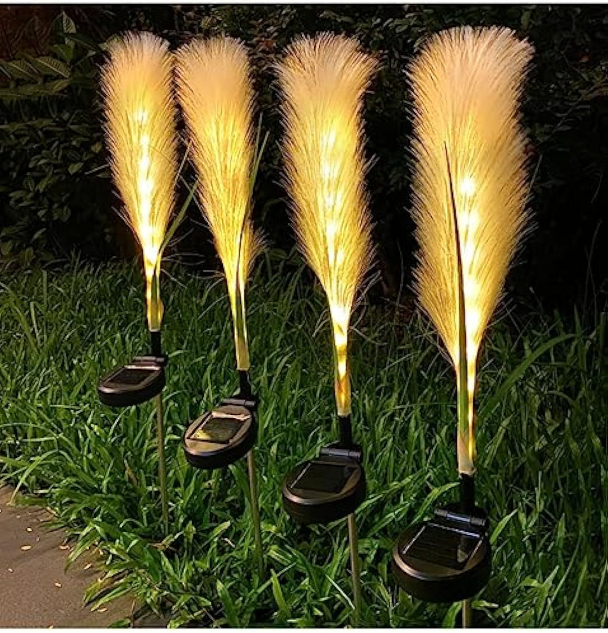 Solar Garden Light Reed-Inspired Solar-Powered Weatherproof