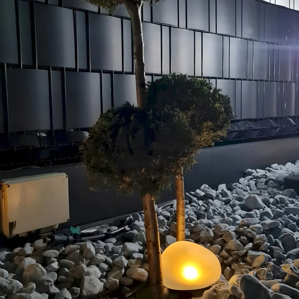 Solar Garden Lights Stone-Inspired Solar-Powered Automatic Dusk