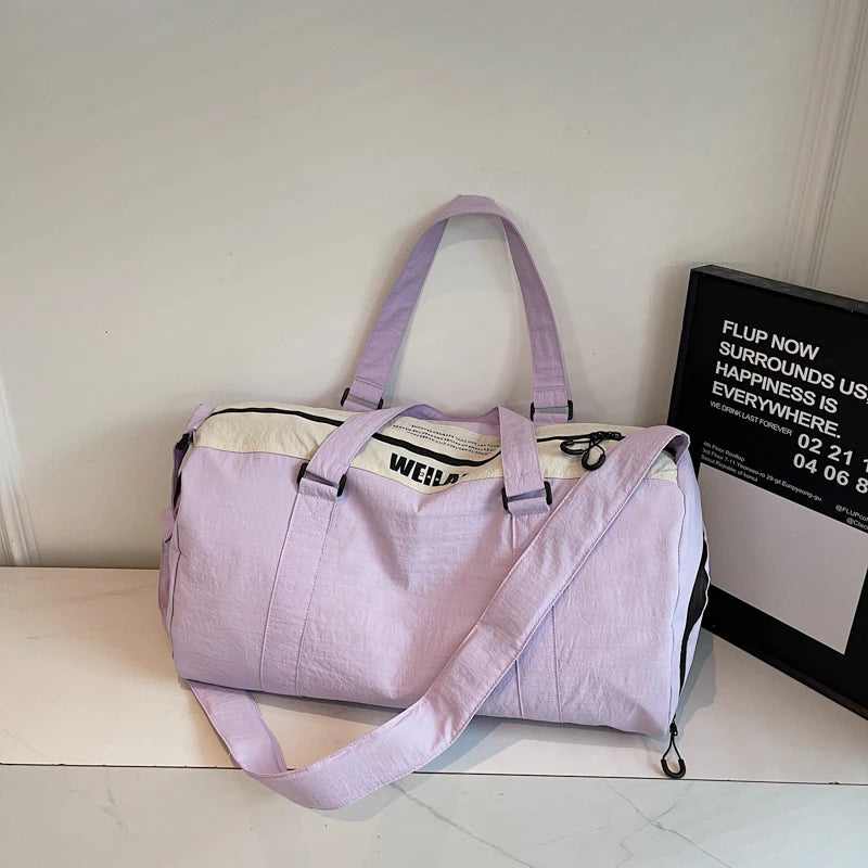 Sports Duffel Bag Large Capacity Tear-Resistant Fabric
