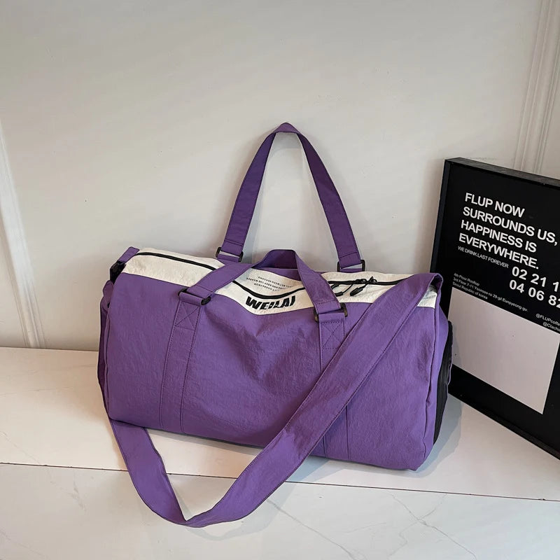 Sports Duffel Bag Large Capacity Tear-Resistant Fabric