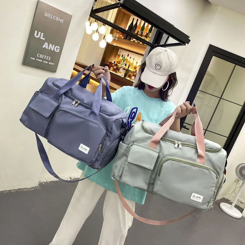Sports Duffel Bag Multi-Pocket Weather-Resistant