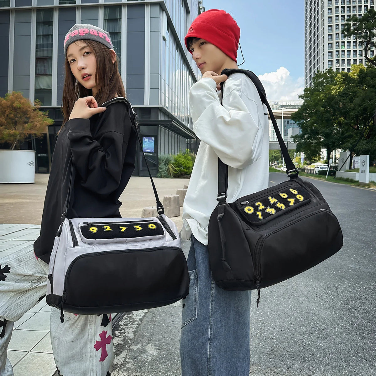 Sports Duffel Bag Water-Resistant & Lightweight Multiple Compartments