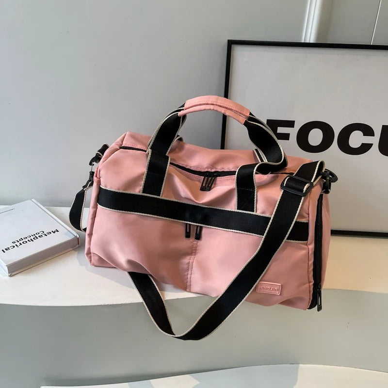 Sports Duffel Bag Water-Resistant Spacious Zippered Pockets
