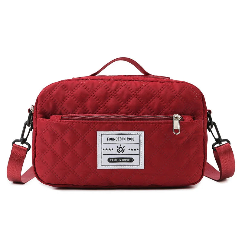 Sports Travel Bag Waterproof Quilted Detachable Shoulder Strap