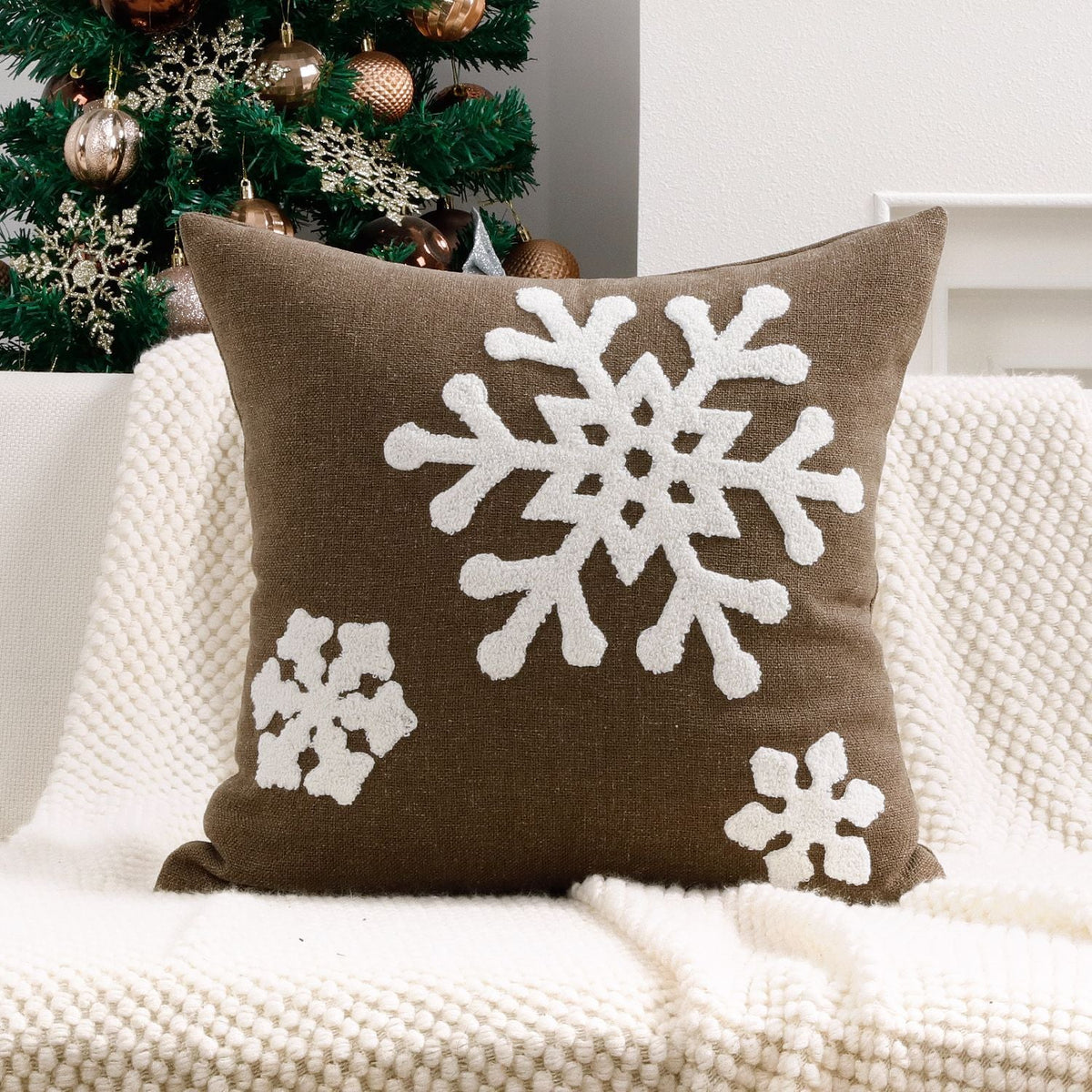 Square Pillow Cover Tufted Chenille Snowflake Hidden Zipper