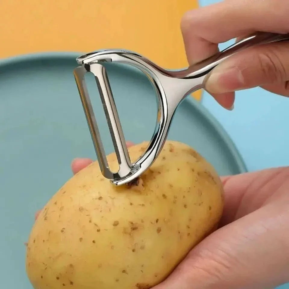 Stainless Steel Vegetable Peeler with Double-Sided Blade and Ergonomic Grip