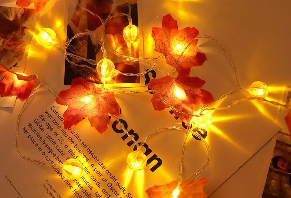String Lights Autumn Maple Leaf Battery-Operated Warm LED Glow