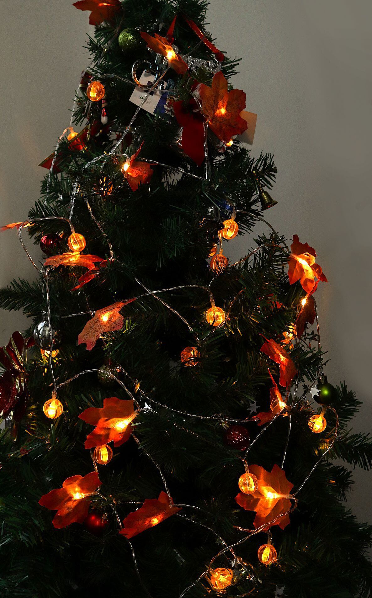 String Lights Autumn Maple Leaf Battery-Operated Warm LED Glow