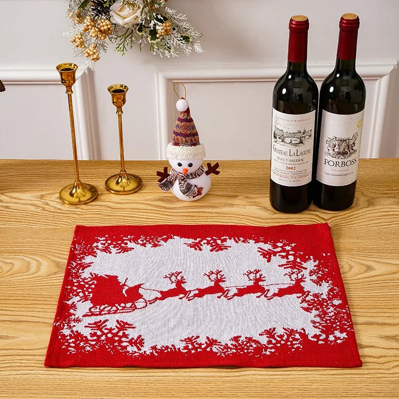 Tablecloth Christmas Tree Motif Durable & Machine Washable