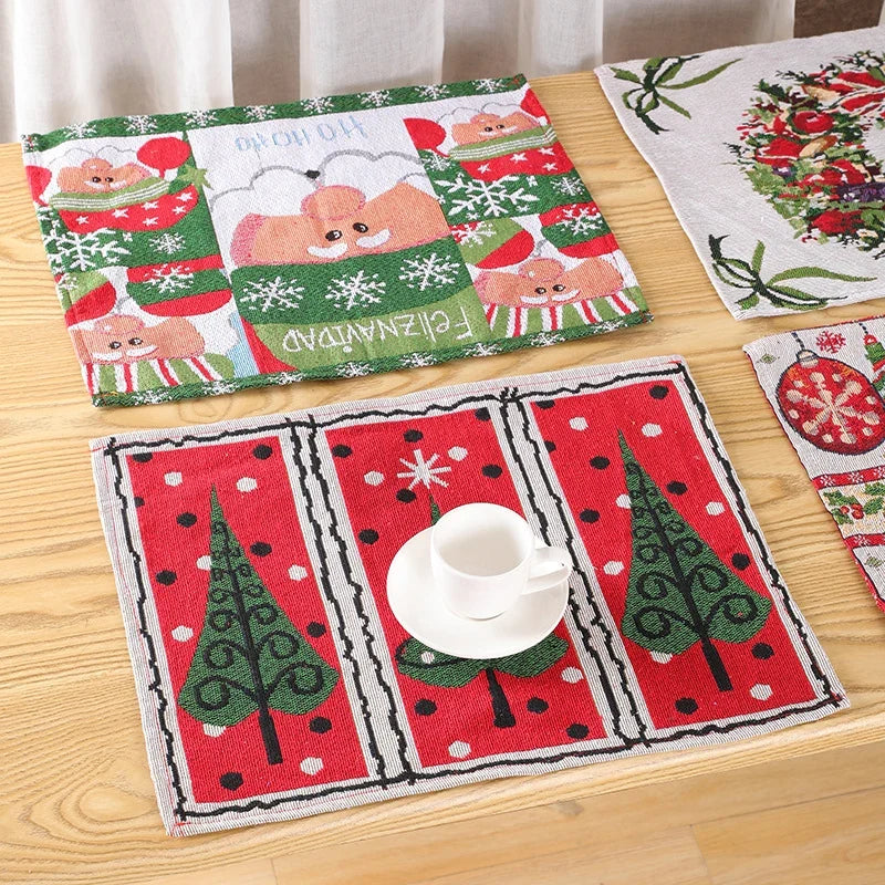 Tablecloth Christmas Tree Motif Durable & Machine Washable