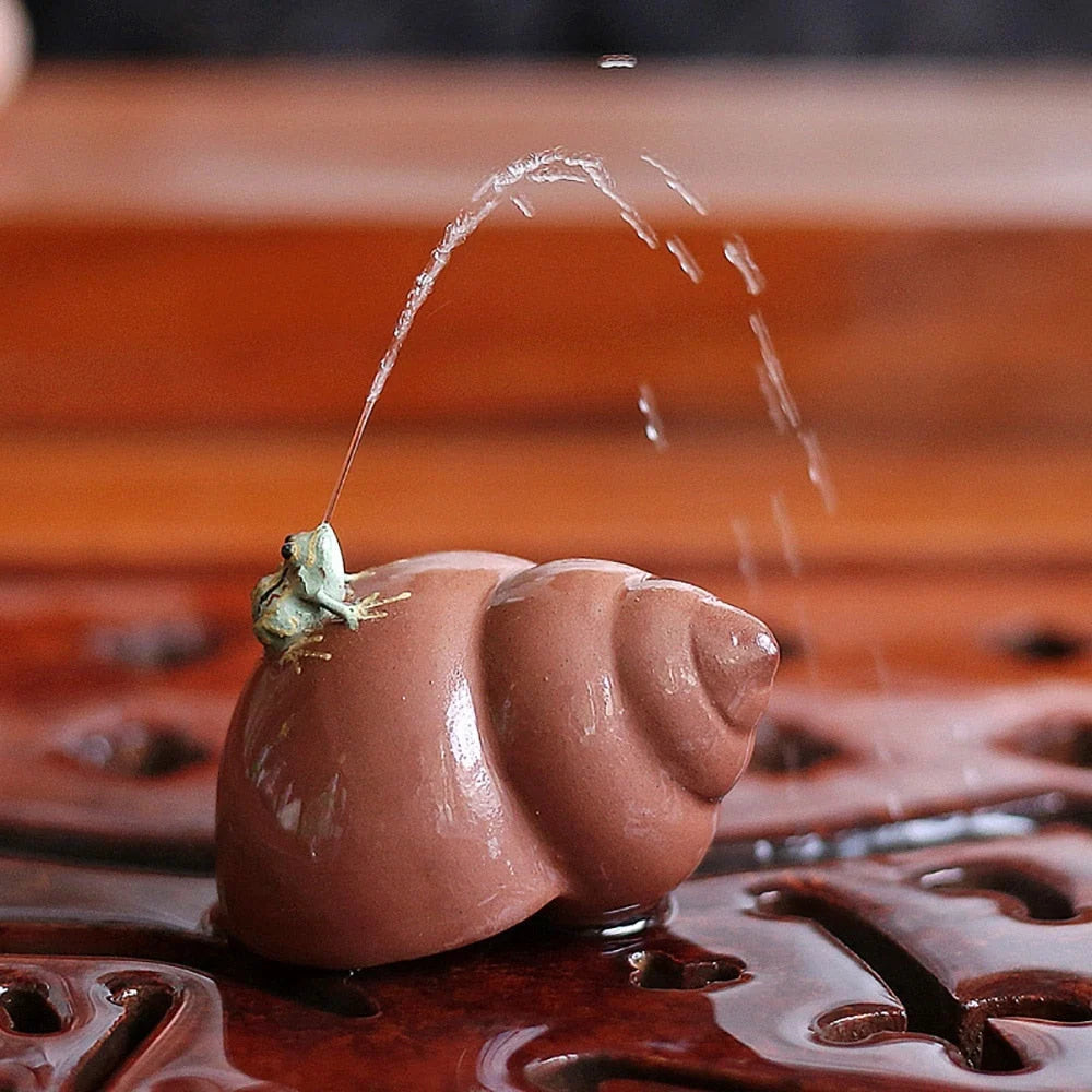 Tea Figurine Ceramic Frog With Wooden Saucer