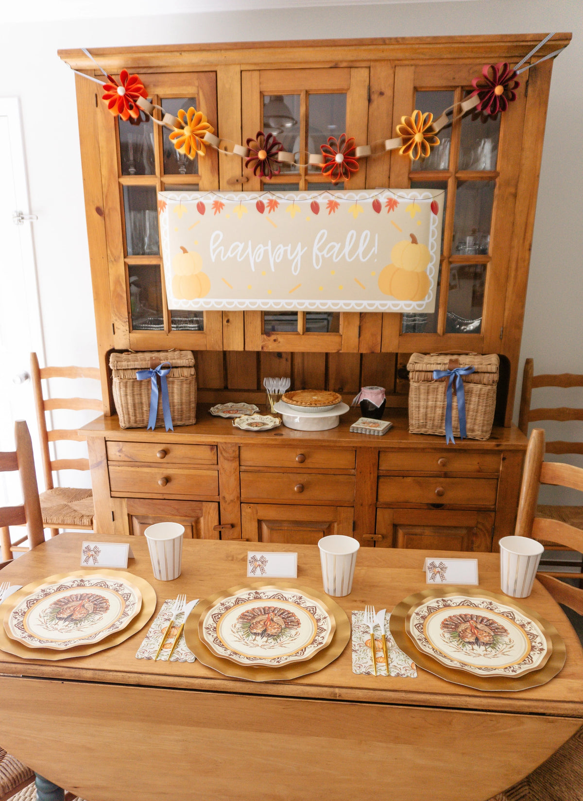 Thanksgiving Paper Plates Heavy-Duty Turkey & Gourd Design with Gold Accents