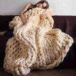 Throw Blanket Chunky Wool Plush & Warm