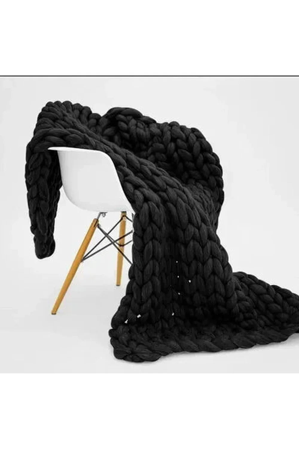 Throw Blanket Extra-Soft Chunky Braided Polyester