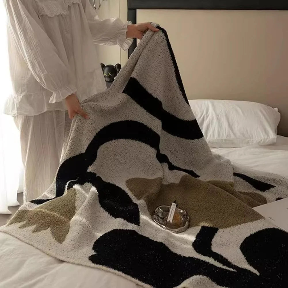 Throw Blanket Soft Microfiber Lightweight Machine Washable & Quick-Drying