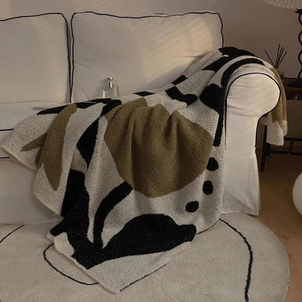 Throw Blanket Soft Microfiber Lightweight Machine Washable & Quick-Drying