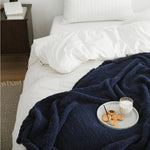 Throw Blanket Soft Pilling-Resistant Microfiber Machine-Washable