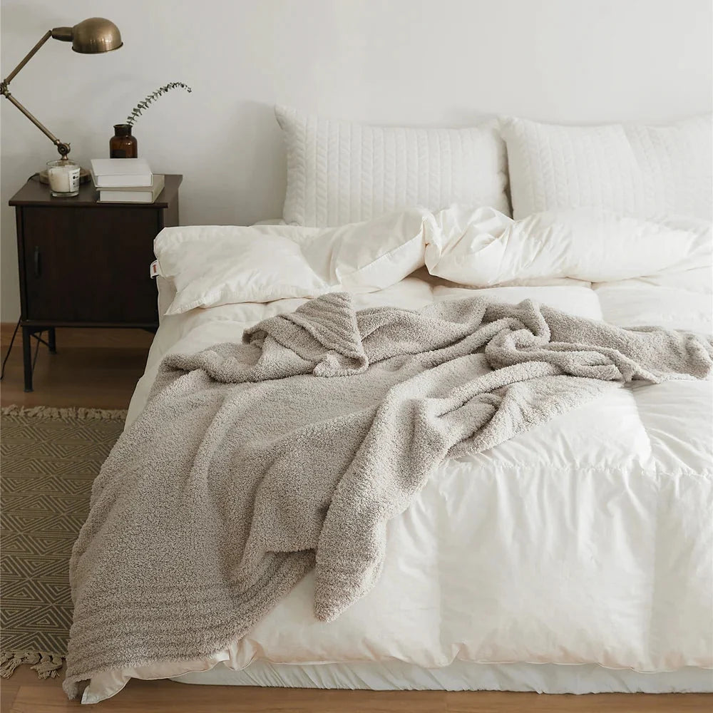 Throw Blanket Soft Pilling-Resistant Microfiber Machine-Washable