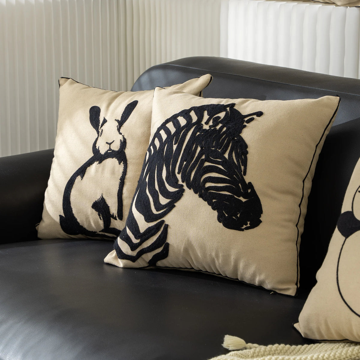 Throw Pillow Cover Cotton Canvas Hand-Tufted Embroidery Concealed Zipper