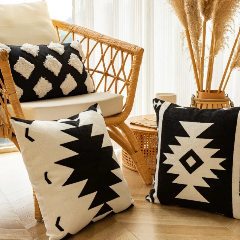 Throw Pillow Cover Hand-Stitched Geometric Embroidery Cotton-Linen Hidden Zipper