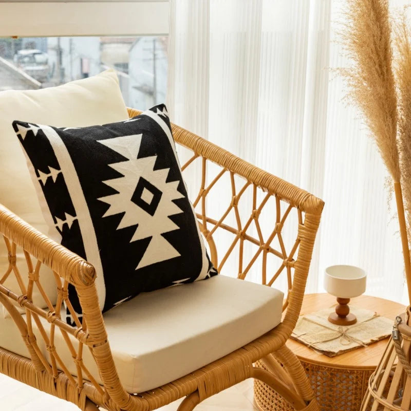 Throw Pillow Cover Hand-Stitched Geometric Embroidery Cotton-Linen Hidden Zipper