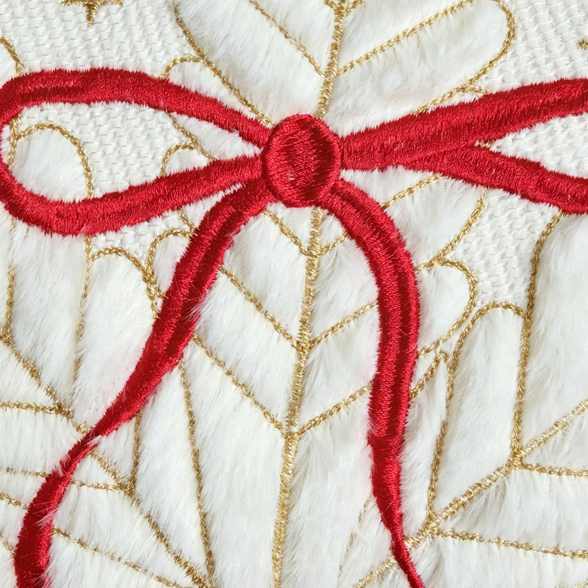 Throw Pillow Faux-Fur Gold-Thread Snowflake Machine Washable