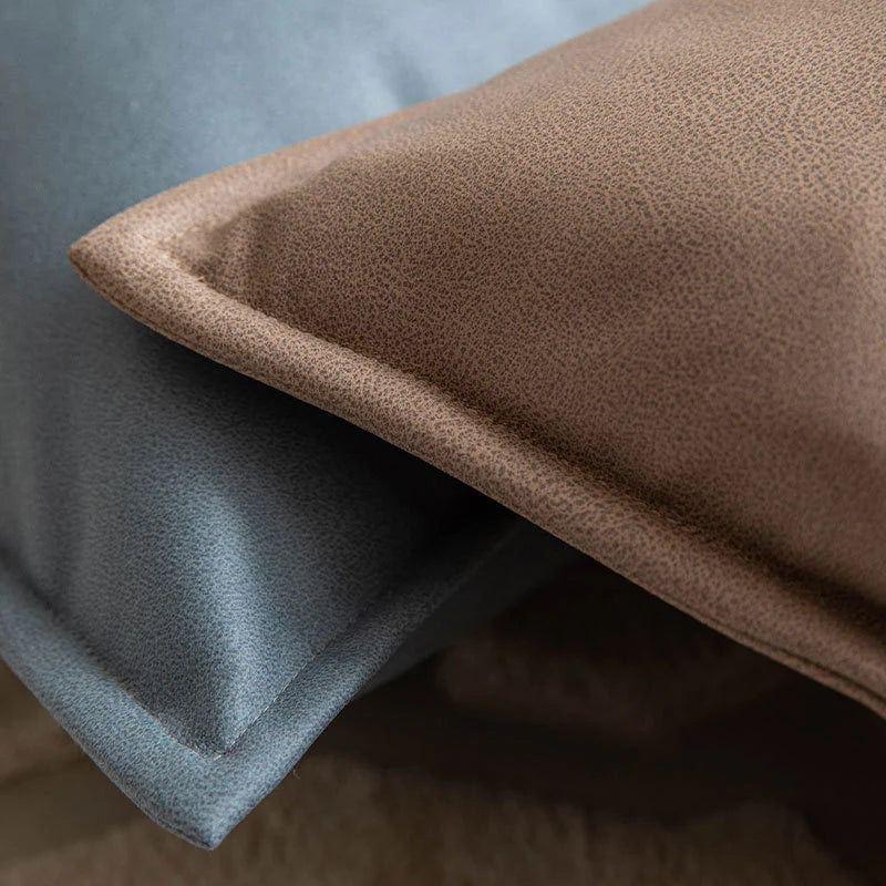 Throw Pillow Velvet-Look Piped Edge Hypoallergenic Insert