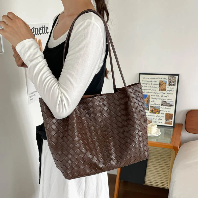 Tote Bag Woven Leather Matching Zip Pouch