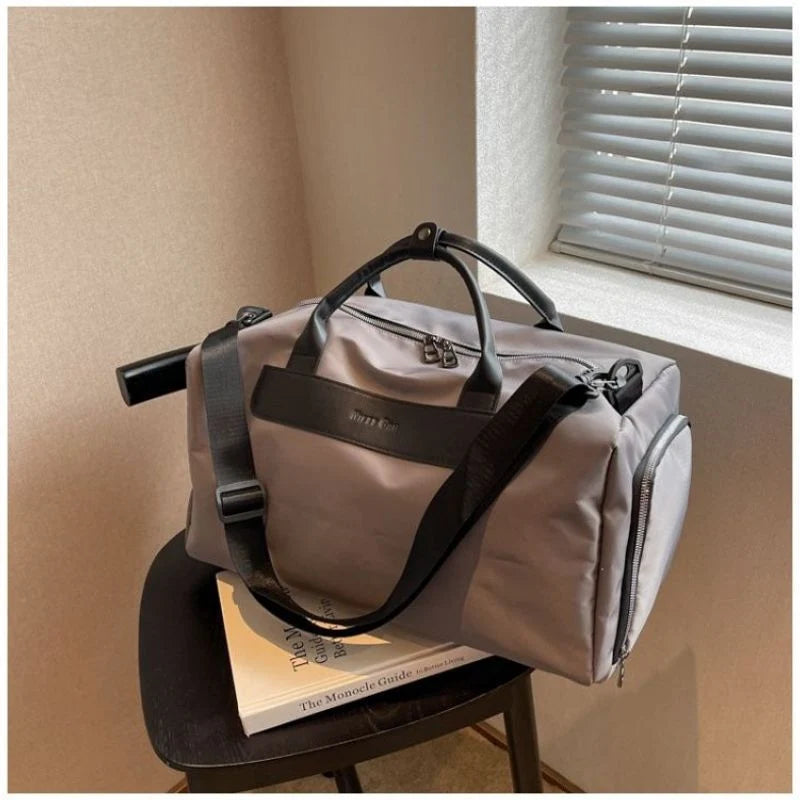 Travel Duffel Bag Durable Fabric Multiple Compartments & Adjustable Strap
