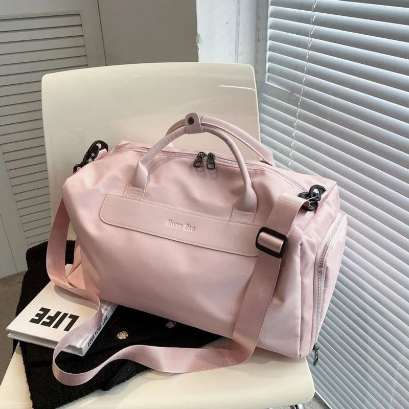 Travel Duffel Bag Durable Fabric Multiple Compartments & Adjustable Strap