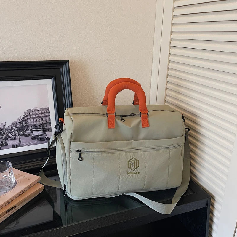 Travel Duffel Bag Large Capacity Multiple Zippered Pockets