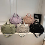 Travel Duffel Bag Spacious Main Compartment Wear-Resistant Fabric