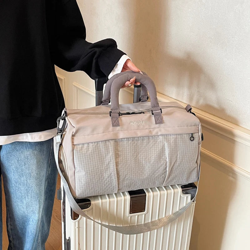 Travel Duffel Bag Spacious Multi-Compartment Weather-Resistant