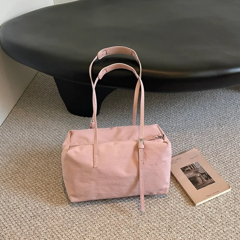 Travel Duffel Bag Spacious Water-Resistant Adjustable Strap